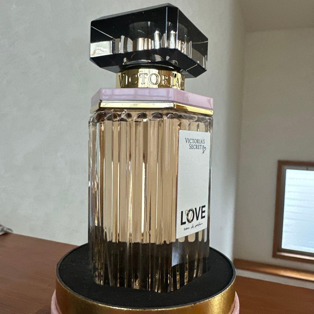 ヴィクトリアシークレット　LOVE　香水　100ml