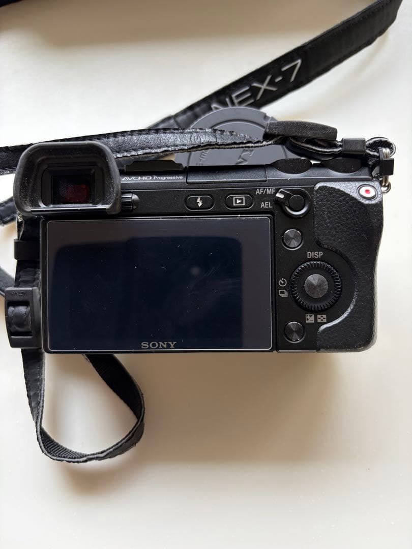 SONY NEX-7 ミラーレス一眼カメラ 本体　レンズ無し