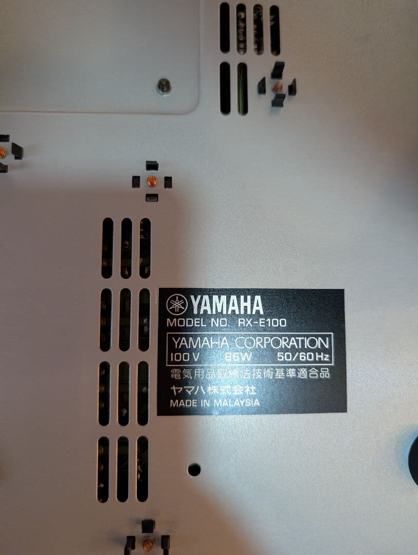 Yamaha RX-E100 AVアンプ