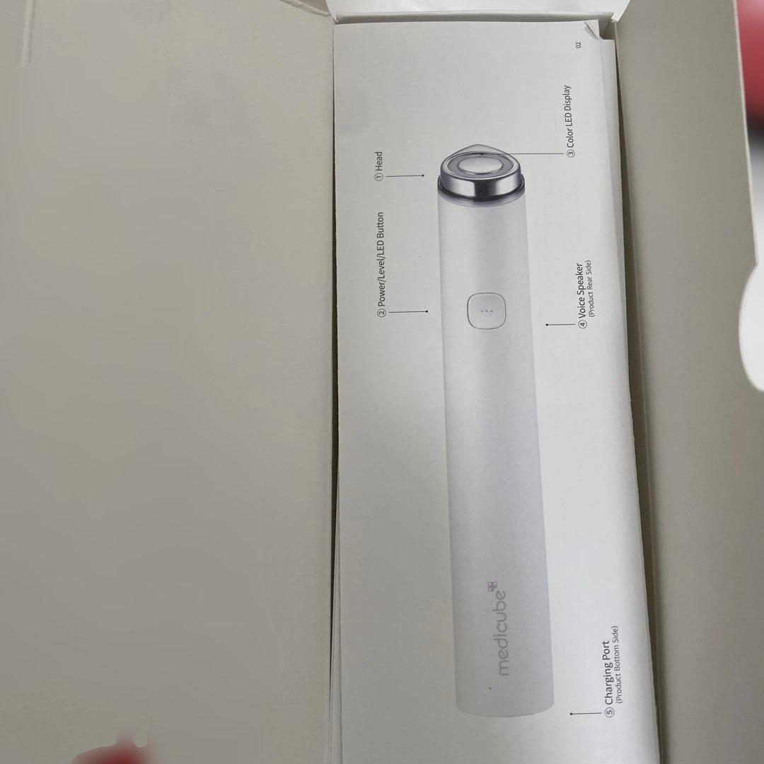 medicube LED美顔器 ホワイト