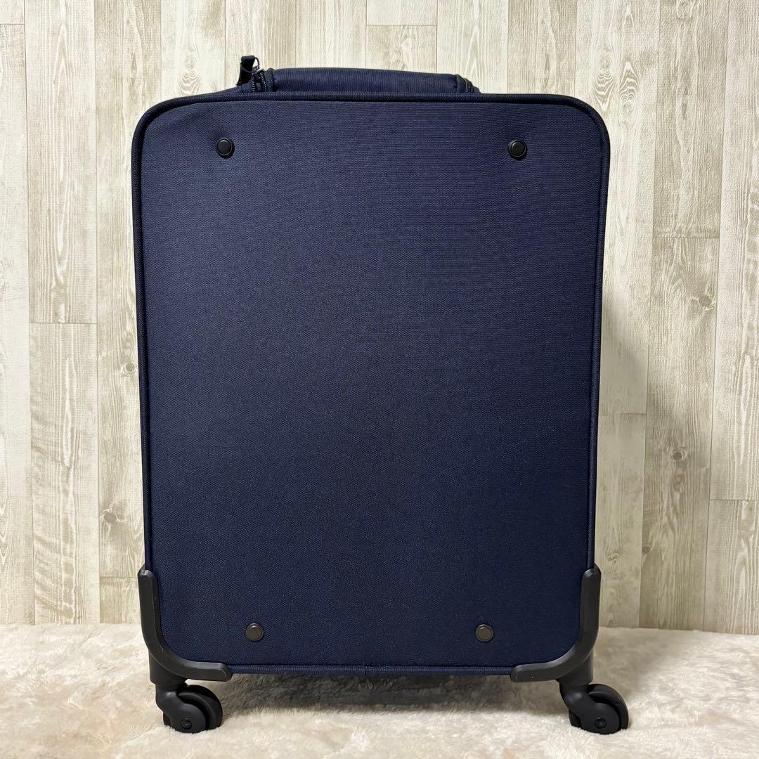 【廃盤・美品】無印良品 半分の厚みで収納できるソフトキャリーケース (S)