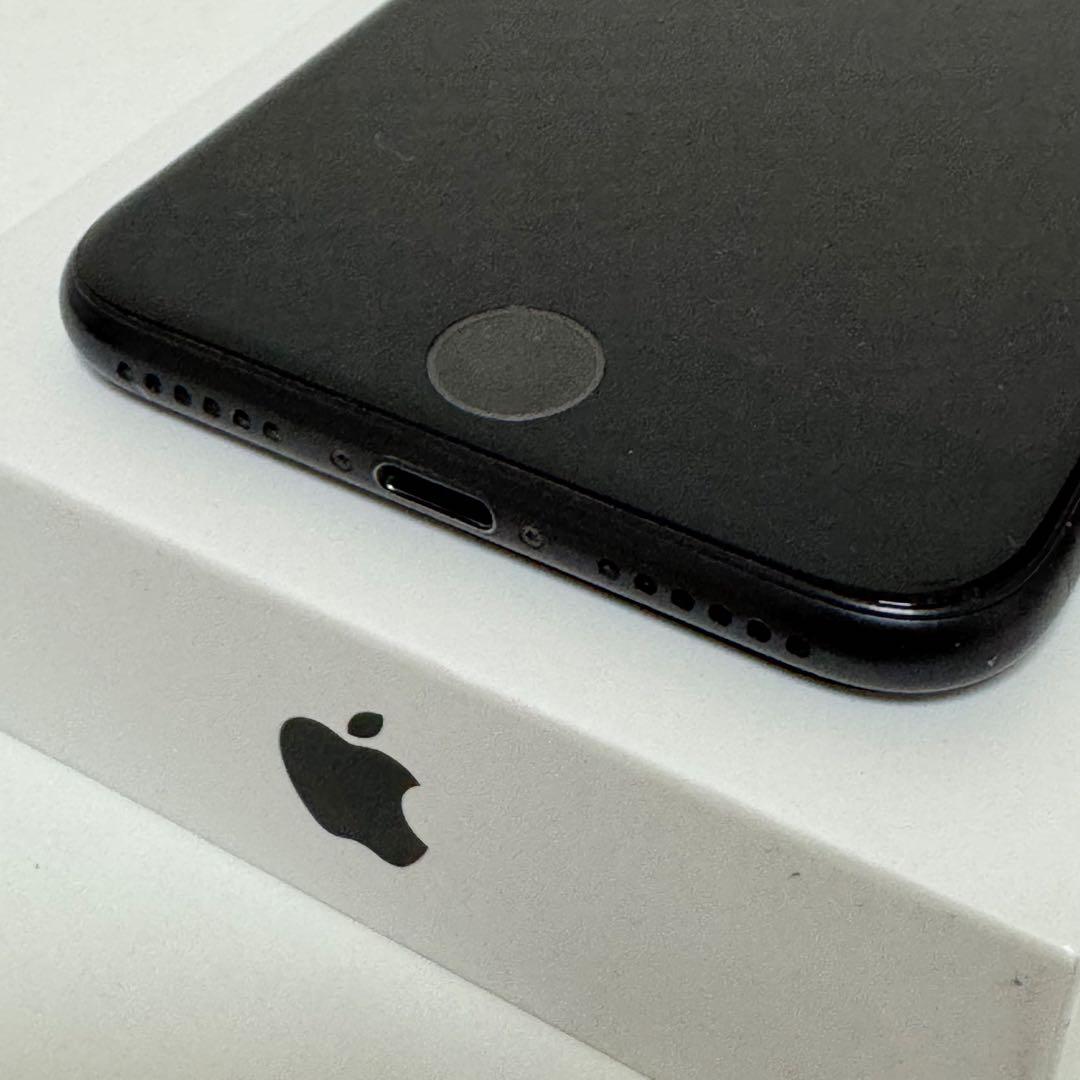 iPhone 7 128GB ブラック