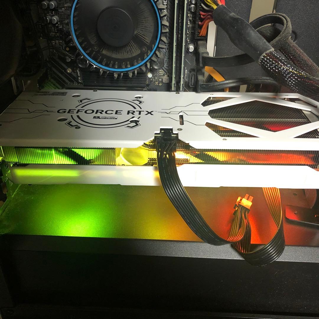 ジャンクGeForce RTX4070 EX Gamer White 12GB