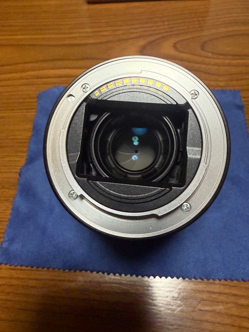 SONY FE 28mm F2 レンズ
