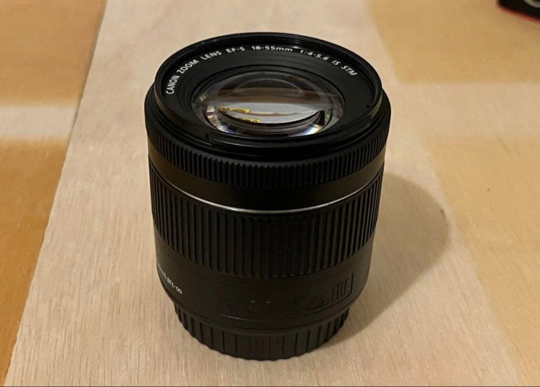 【美品】Canon EOS Kiss X10 一眼レフカメラ