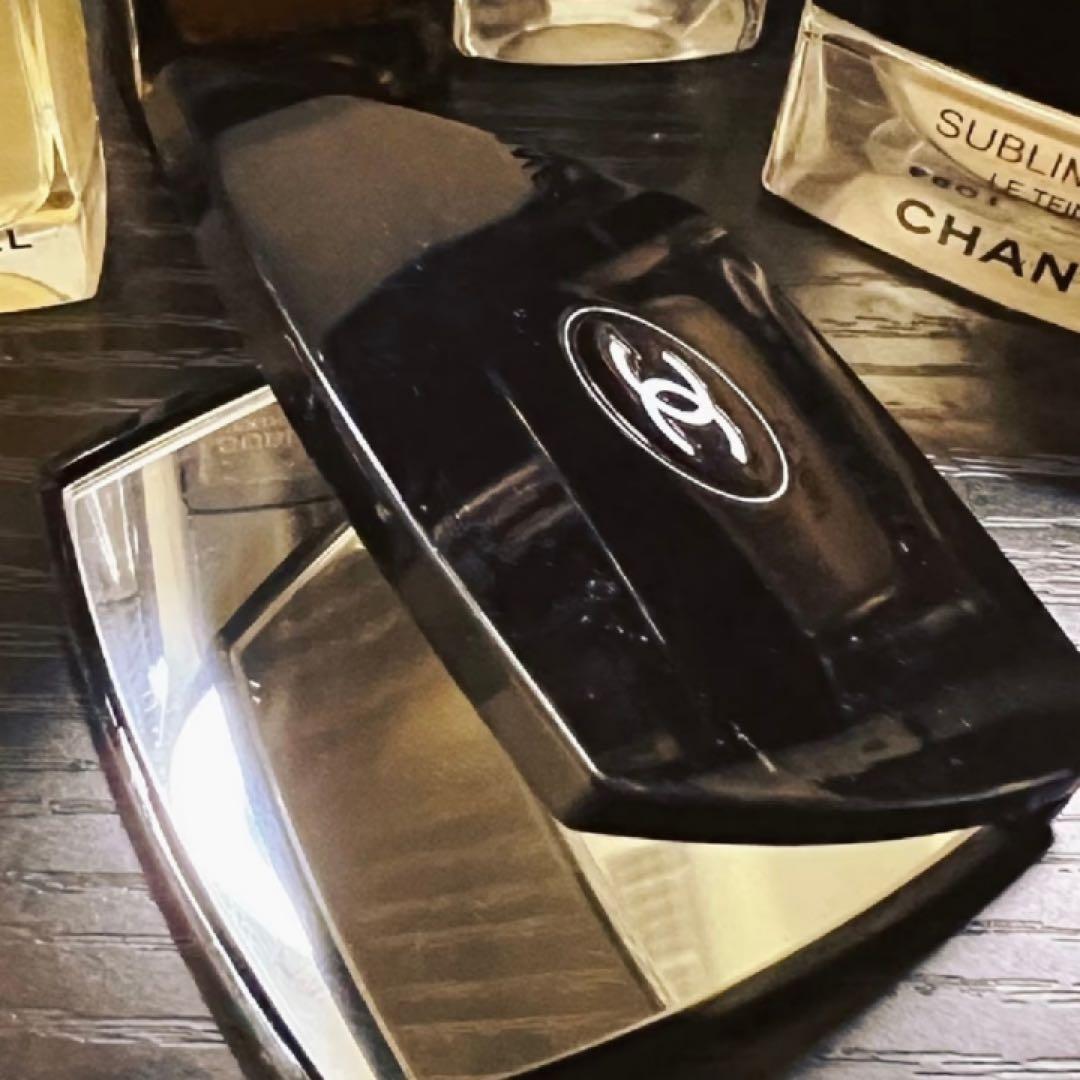 【CHANEL 】新品未使用 手鏡 ミラー ギフトラッピング おまけサンプル付