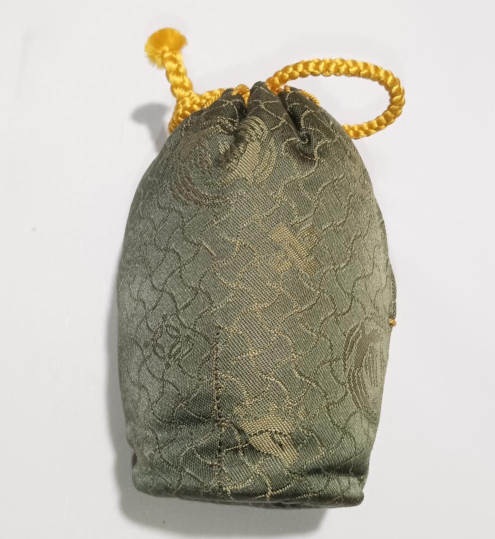 茶道具　京都洛東　桶谷定一作　肩衝茶入　鳥襷緞子仕覆付　美品 　お稽古用に！！