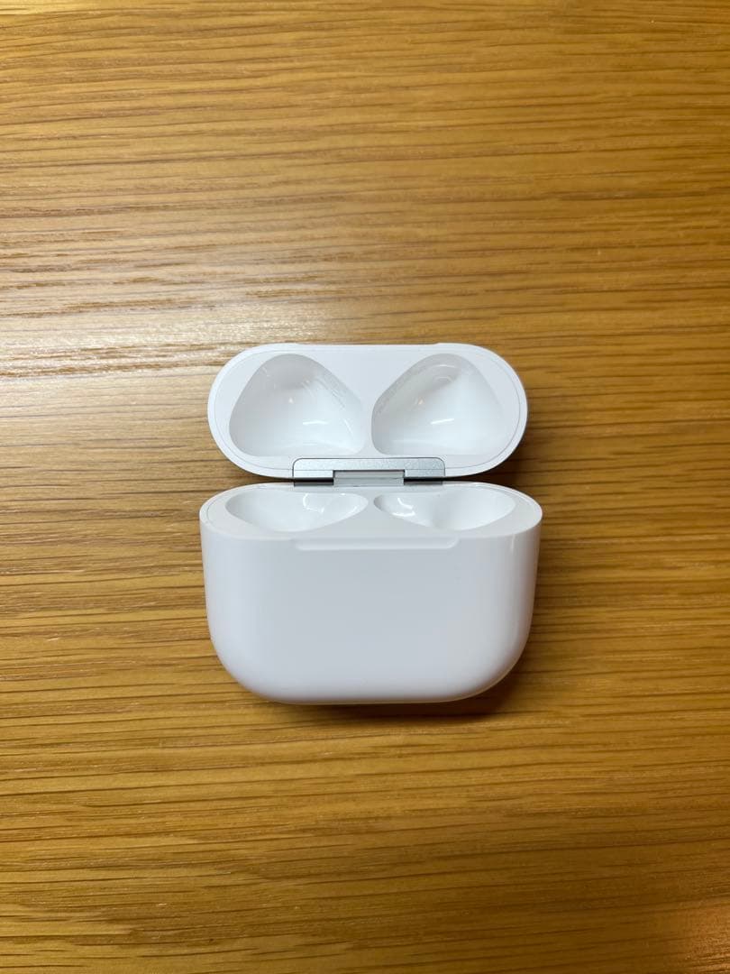 AirPods 4 ノイズキャンセリングあり　完品