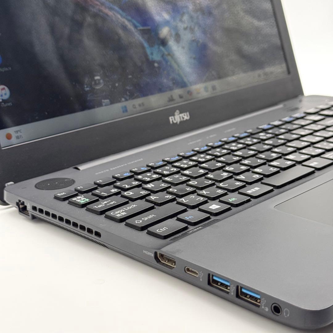 富士通 7世代i7 20GB 新品SSD512 新品Bt 起動15秒 11pro
