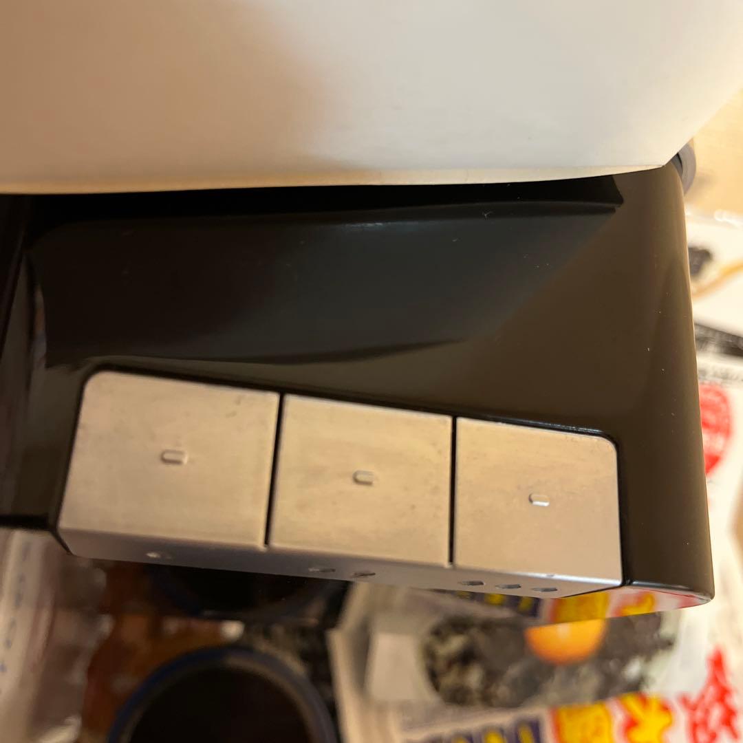 m*a様 ソーダストリーム　コンセントタイプ　CO2ボンベ3本付き