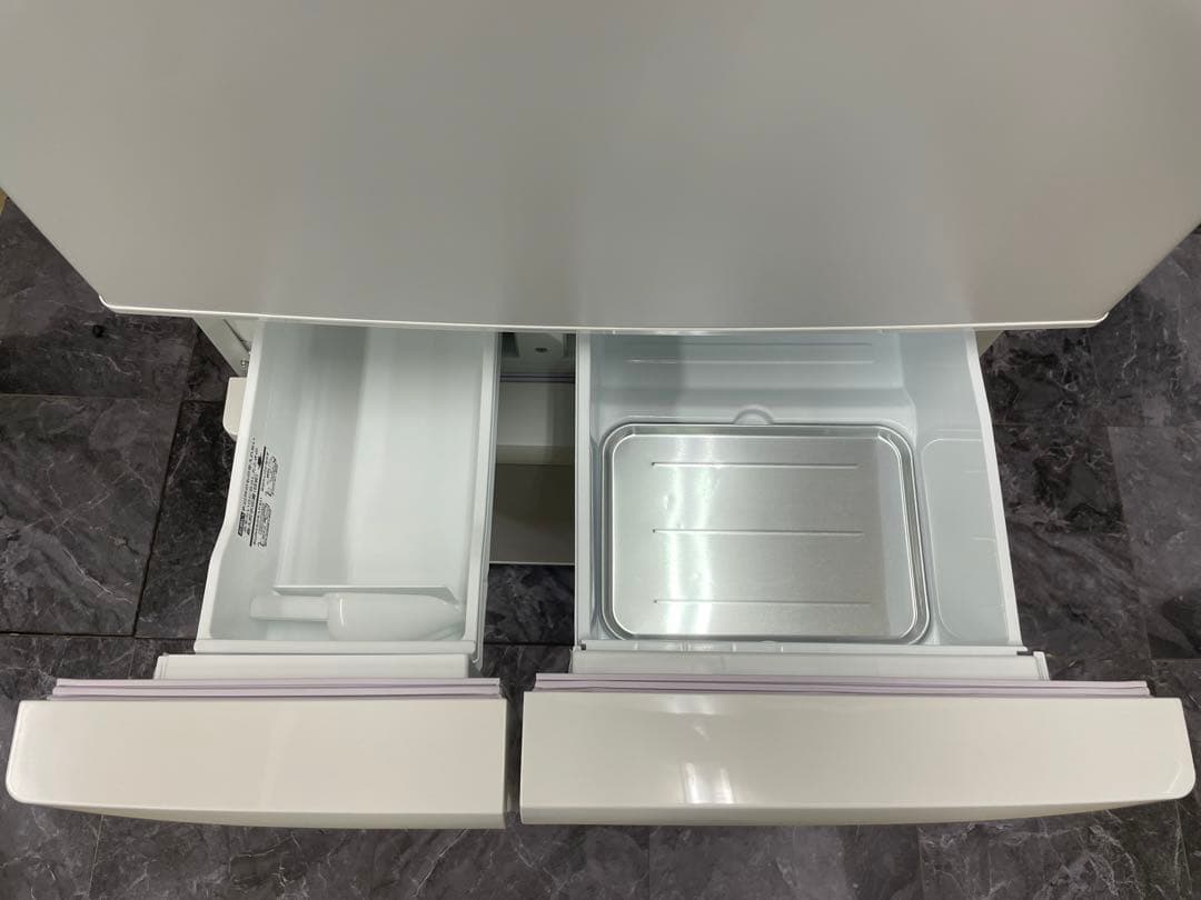 【高年式】東芝ノンフロン冷凍冷蔵庫　411L 25年製