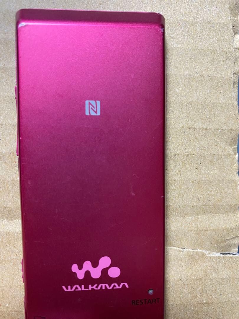 ソニー ウォークマン NW−A26 32GB ボルドーピンク 充電ケーブル付き