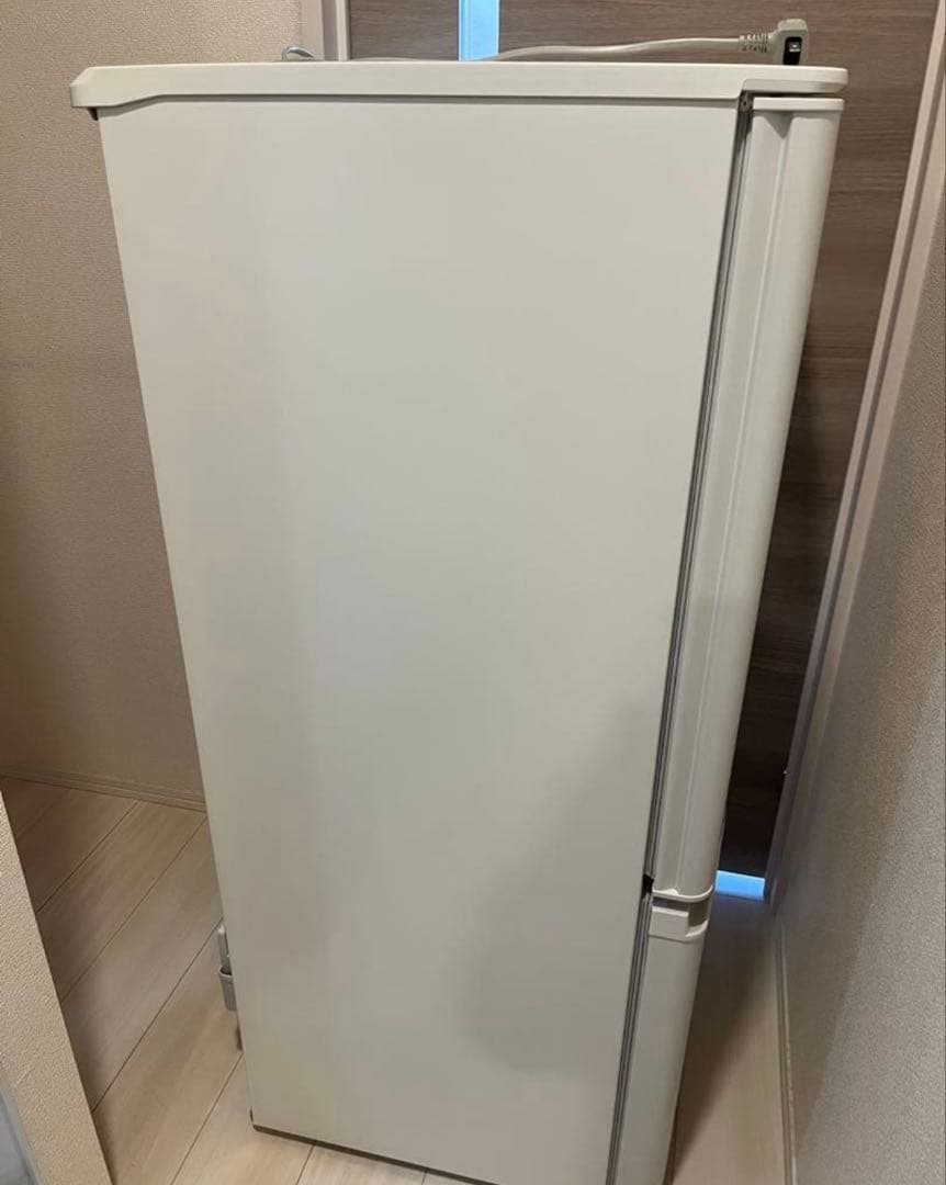 三菱ノンフロン冷凍冷蔵庫 MR-P15G-W1 白 146L 2022年製