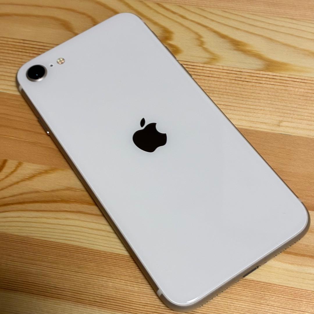 上*二様 バッテリー新品　iPhoneSE第3世代64GB SIMフリー
