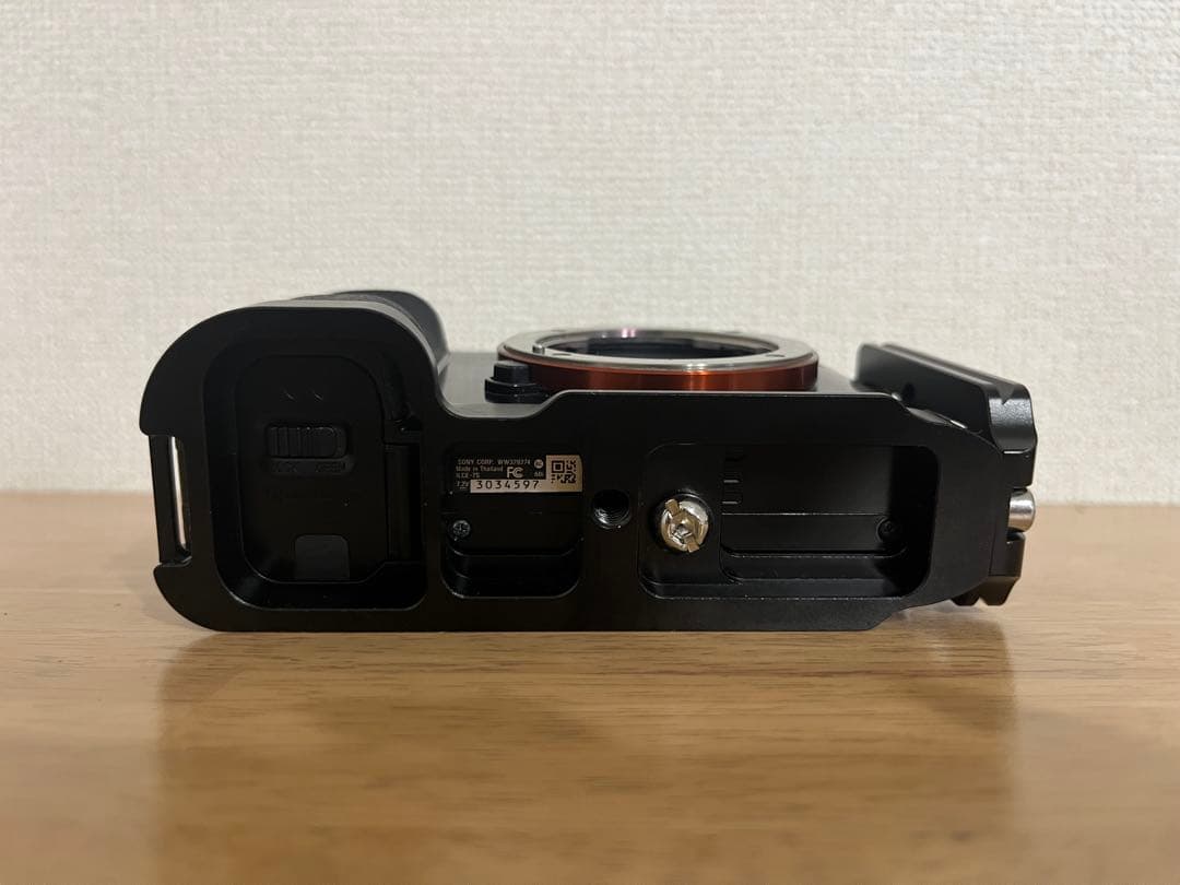 h*o様 SONY α7s ミラーレス一眼カメラ 本体と付属品