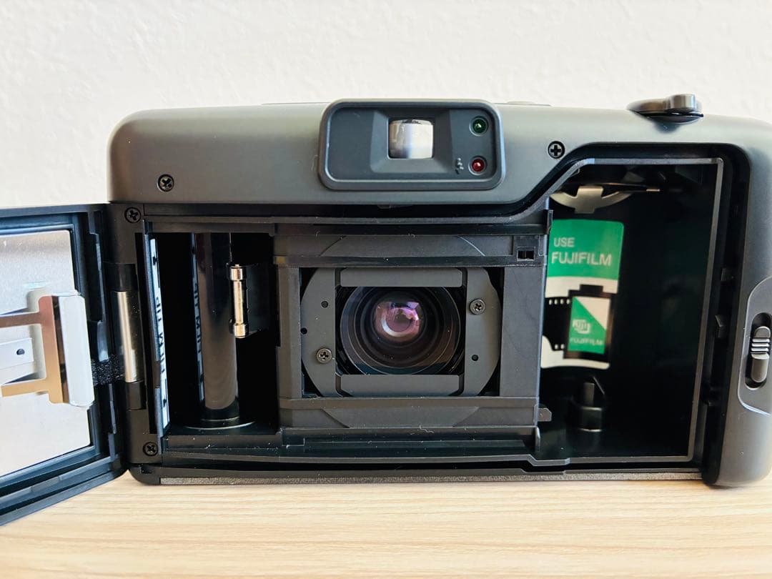 Fujifilm Silvi 70 コンパクトカメラ　動作確認済