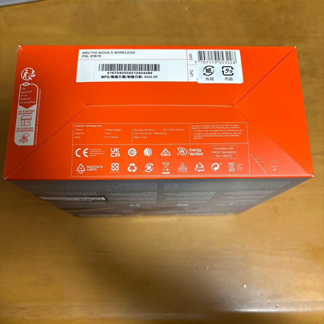 新品未開封　SteelSeries Arctis Nova 5 Wireless