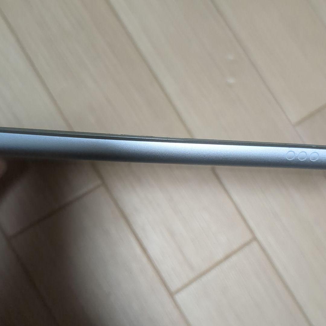 ち*ぶ様 Apple iPad (第8世代) シルバー 32GB