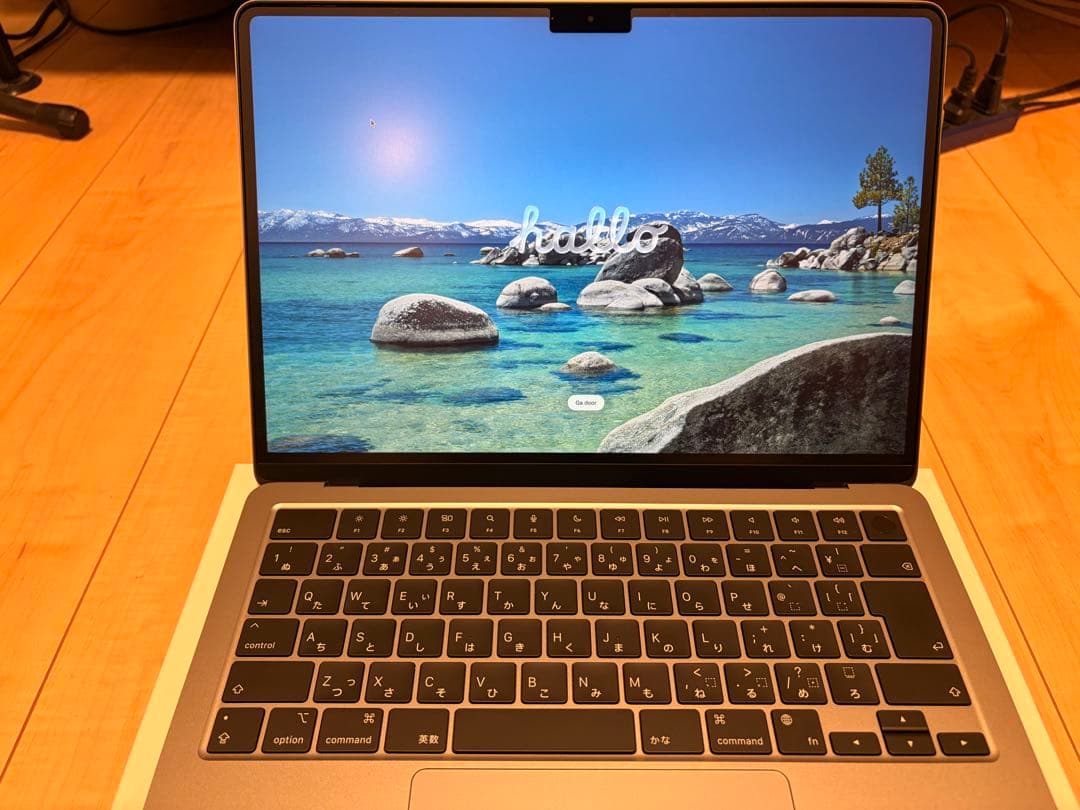 M2 MacBookAir 13インチ/8GB/256GB