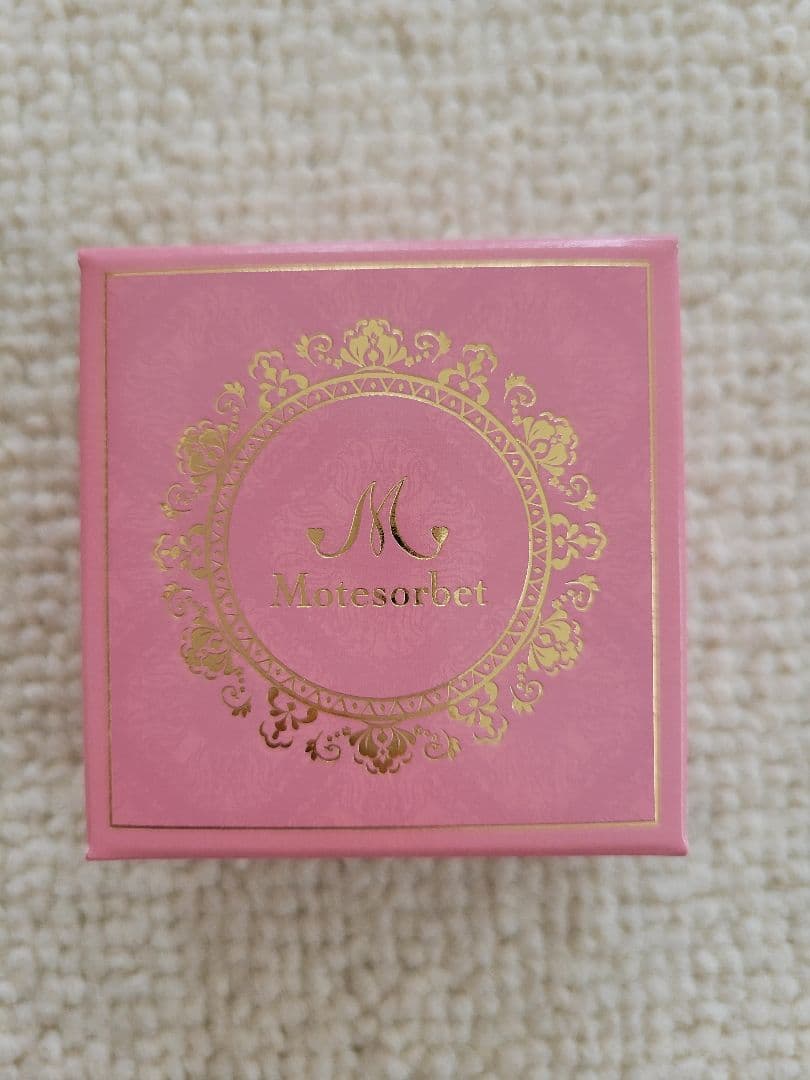 モテソルベ motesorbet ボディクリーム バストアップ　4個セット