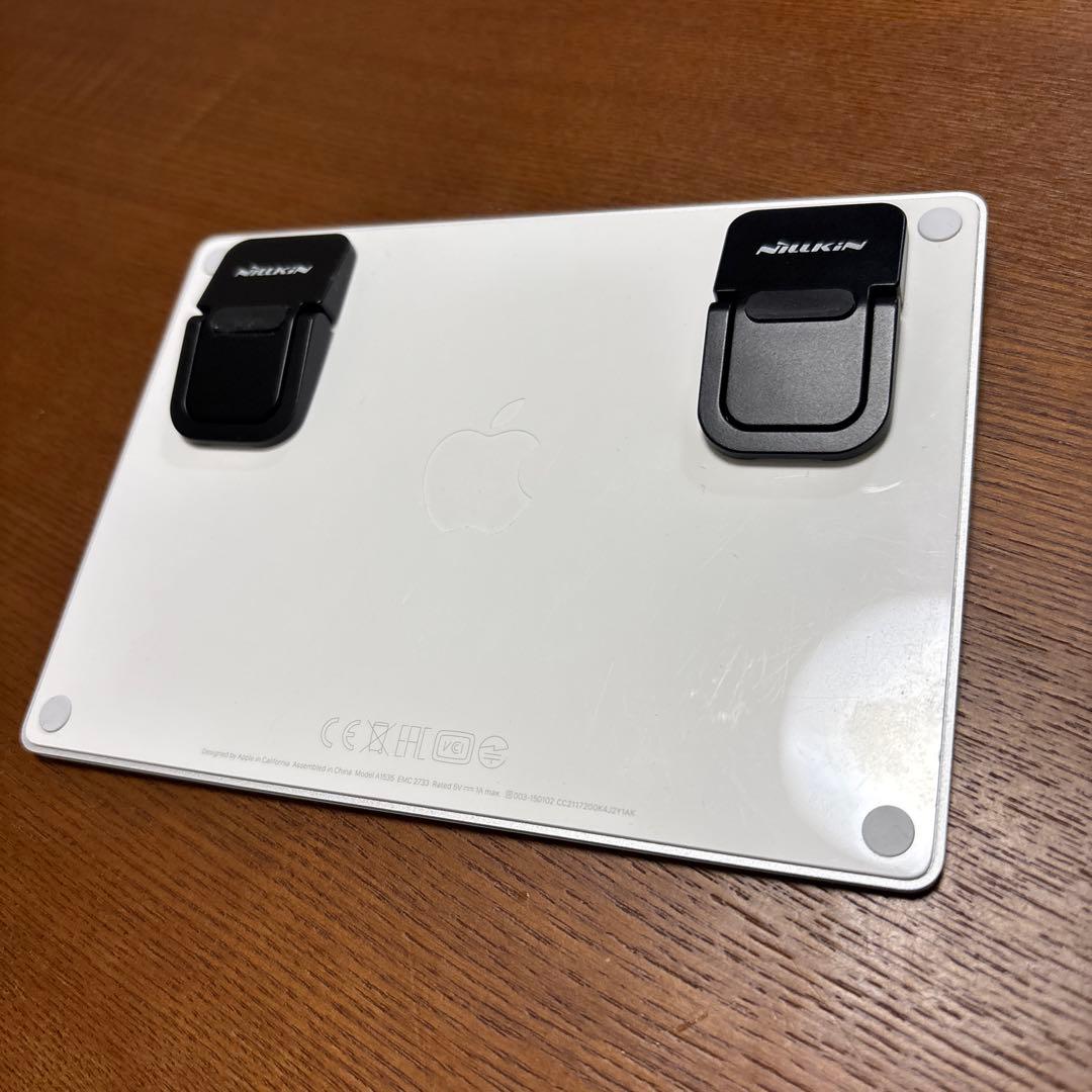 Apple Magic Trackpad2（裏面にスタンド付き）