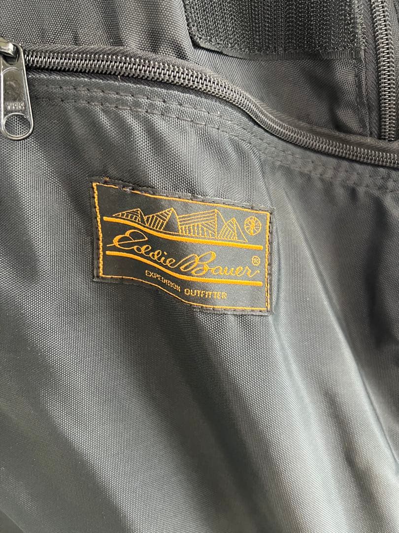 Eddie Bauer ブラック ガーメントバッグ