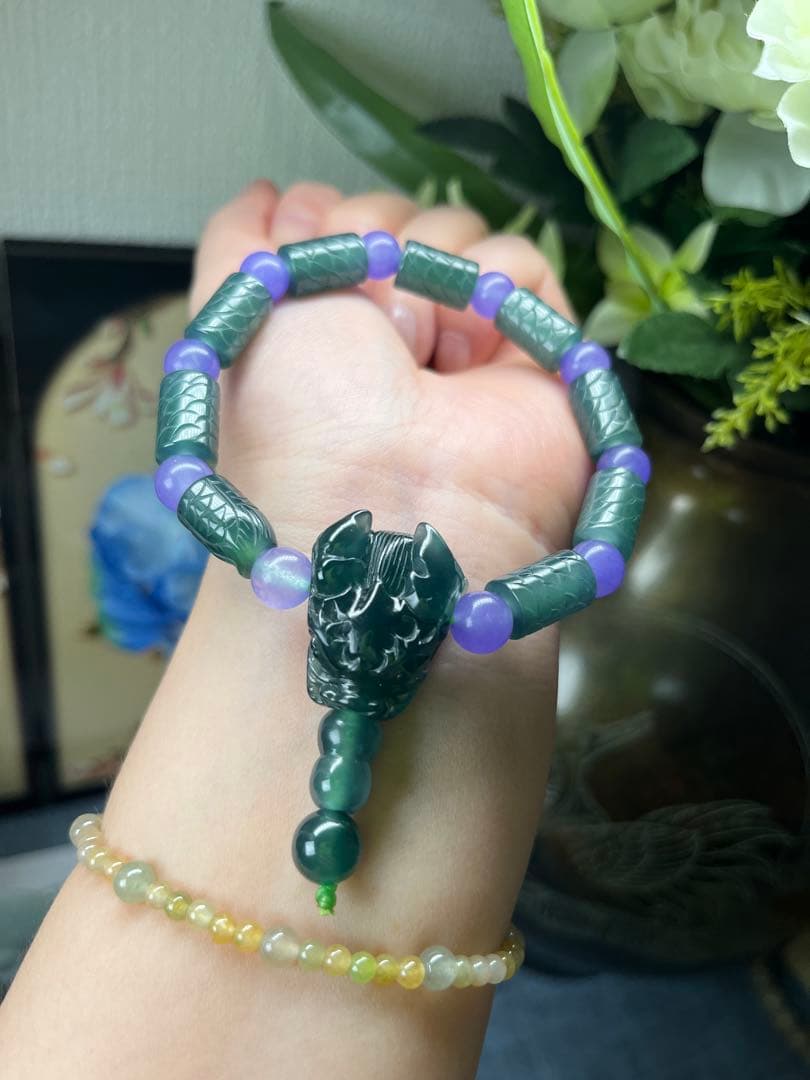 強力開運‼️特注品‼️天然A貨翡翠　リアル、細工彫刻龍神様ブレスレット　鑑定書付き