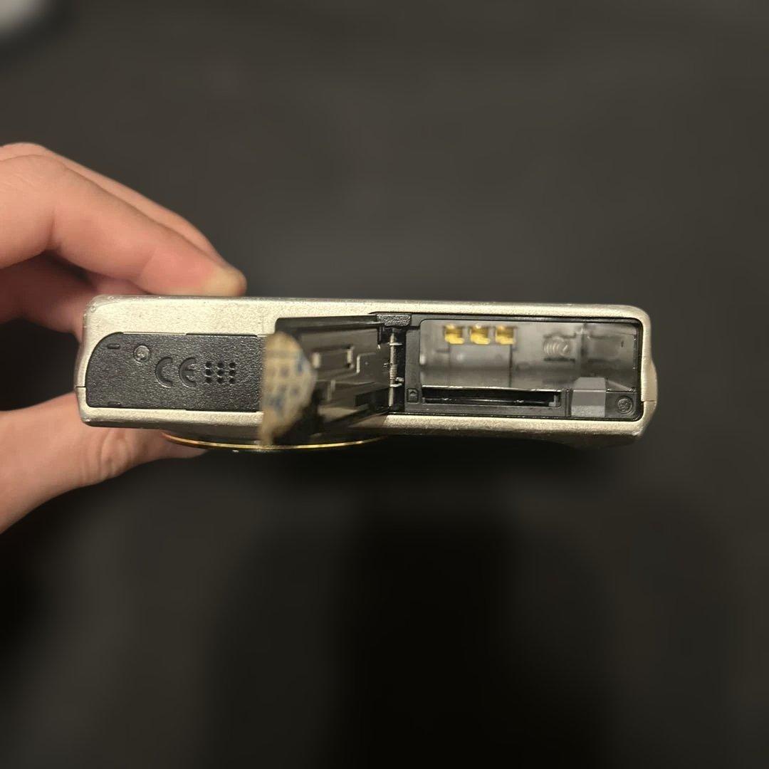 CASIO EXILIM EX-ZR300 デジタルカメラ　カメラ　ジャンク