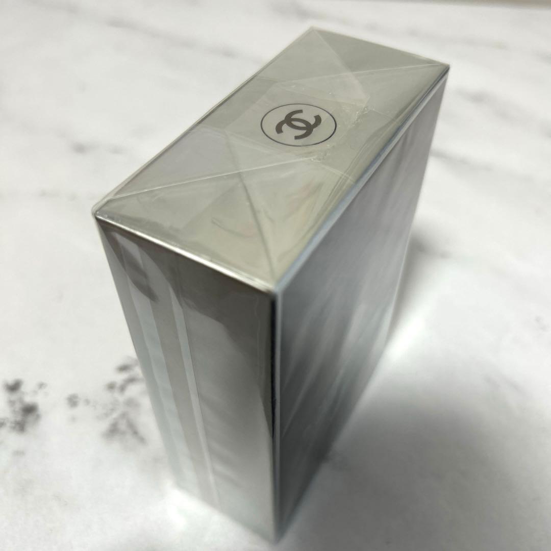 新品未開封　CHANEL ブルードゥシャネルボディウォッシュ