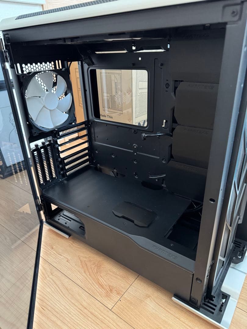中古Phanteks Evolv Xシルバー タワー型 PCケース ATX対応