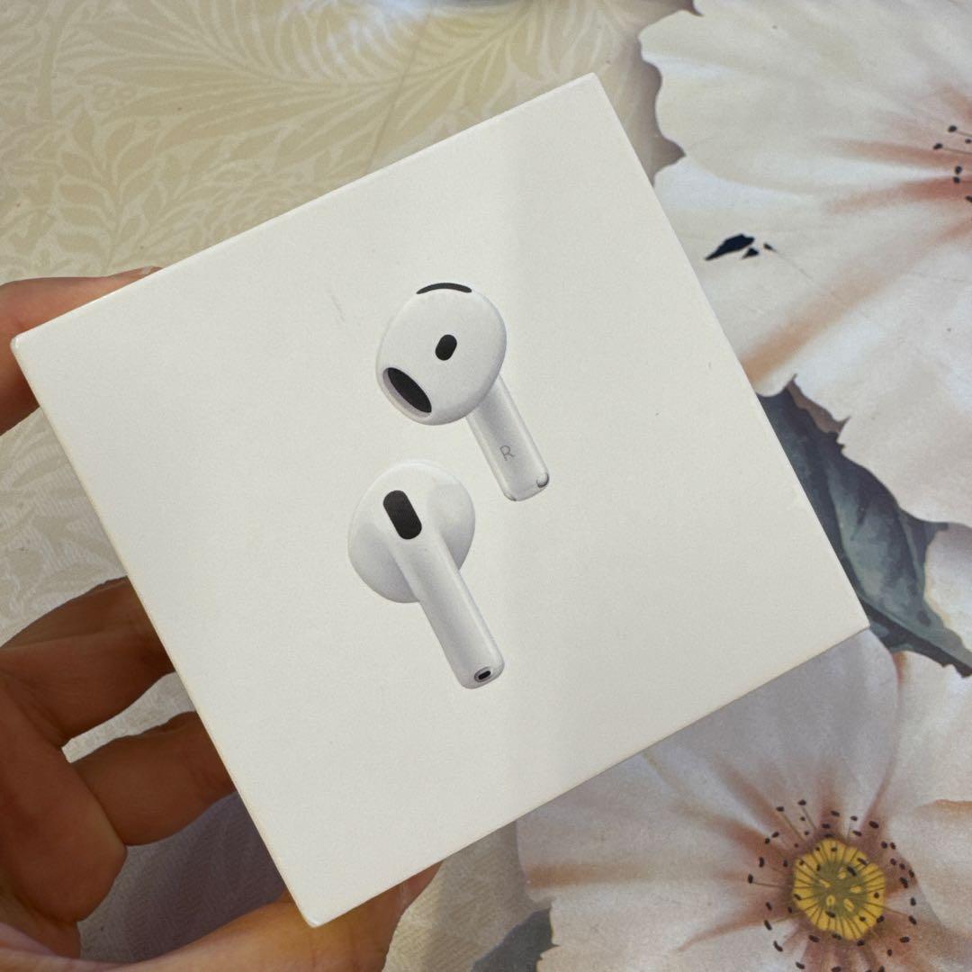 【ほぼ新品】Apple AirPods Pro (第4世代) 本体