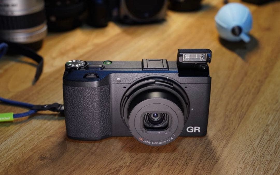 【付属品有✨】Ricoh GR デジタルカメラ ブラック　純正本革ケース付き