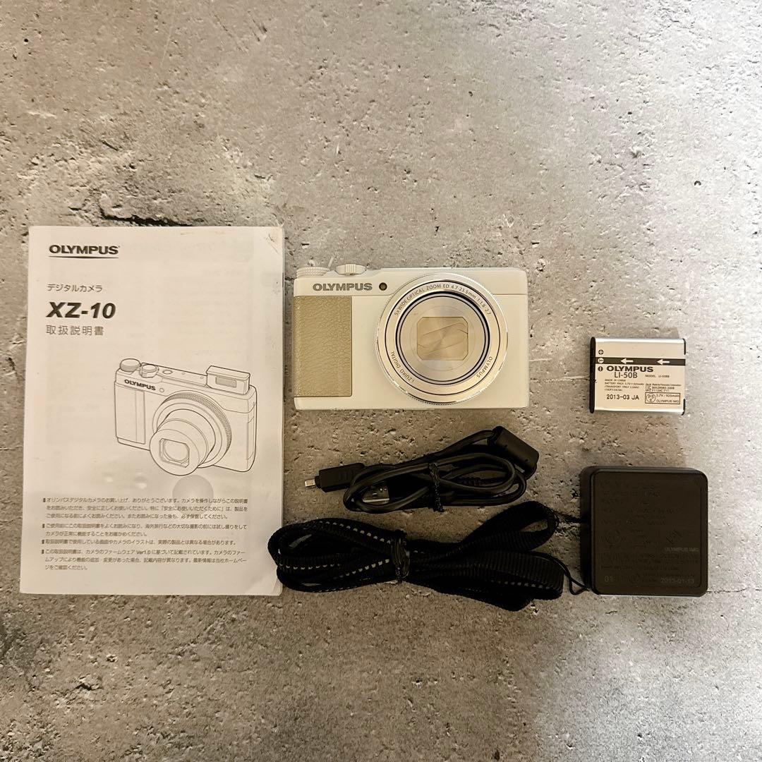 【美品】OLYMPUS XZ-10 ホワイト 高級コンデジ 動作品 付属品完備