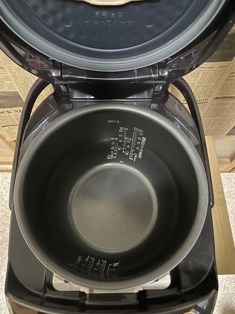 ZOJIRUSHI 圧力IH炊飯器 NP-VD18型10合 1升炊き 2019年