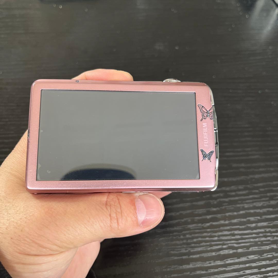 デジタルカメラ FUJIFILM FinePix Z800EXR