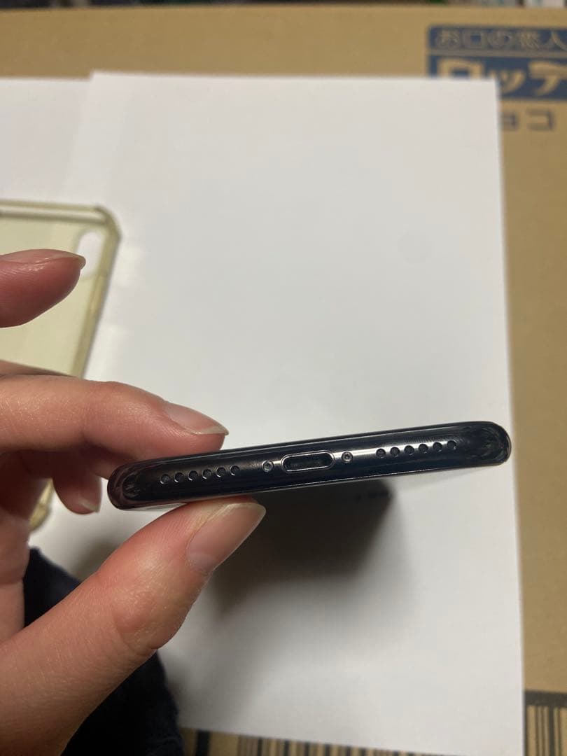 iPhone X 256GB / バッテリー94％ / SIMフリー