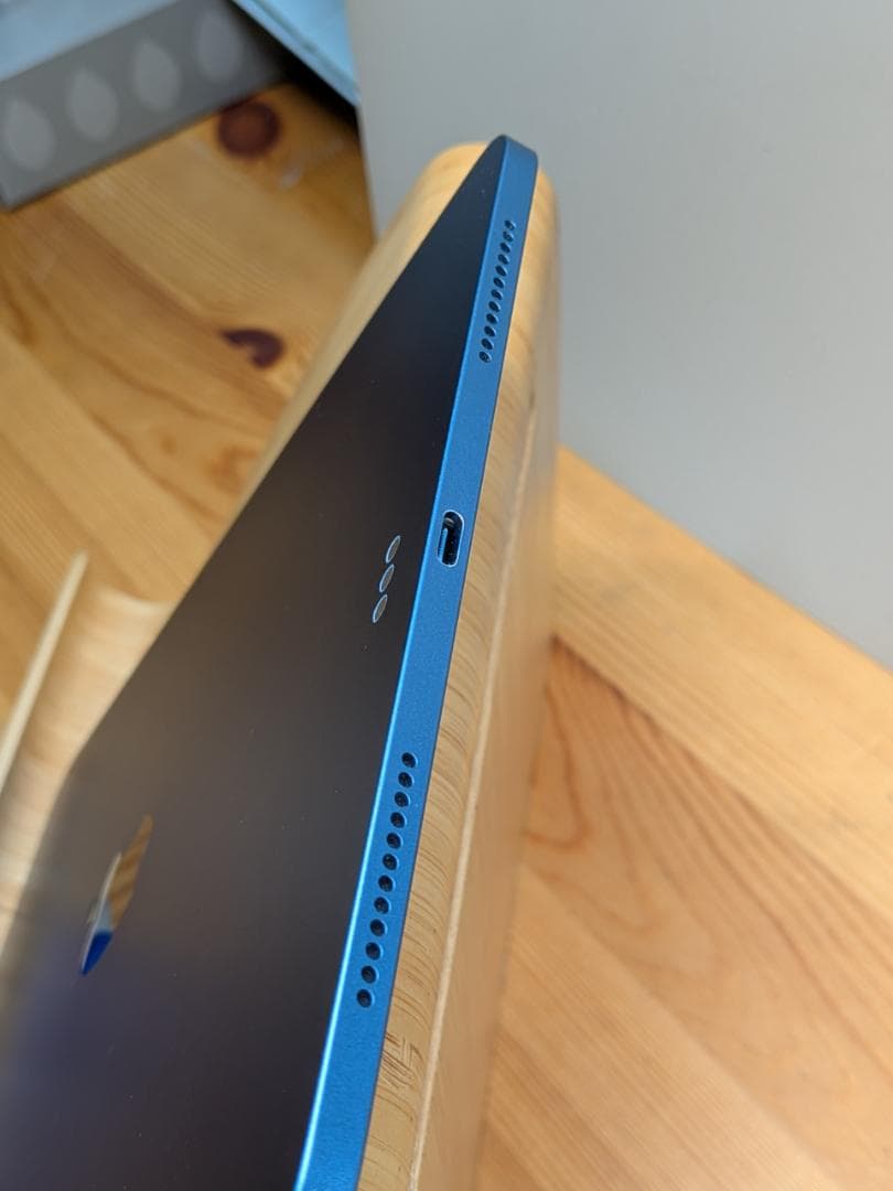 超美品 iPad Air 第5世代 64GB Wi-Fi 付属品 完備おまけ付き