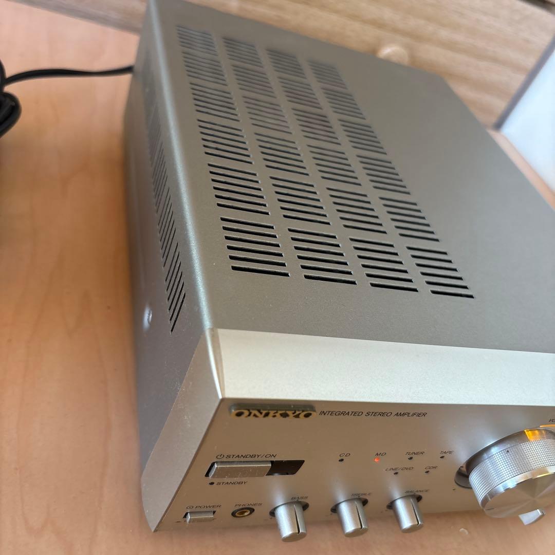 Onkyo A-909Xインテグレーテッドステレオアンプ