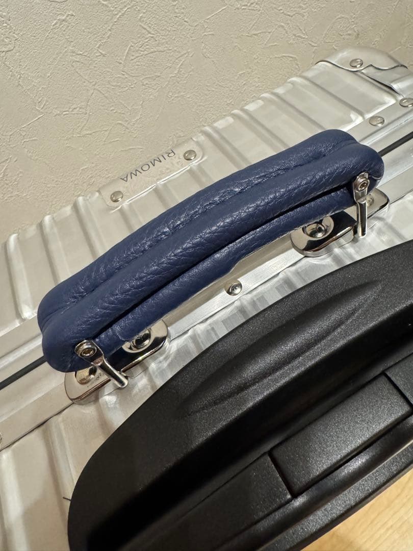 リモワ　RIMOWA FENDI キュリーケース　タグ付