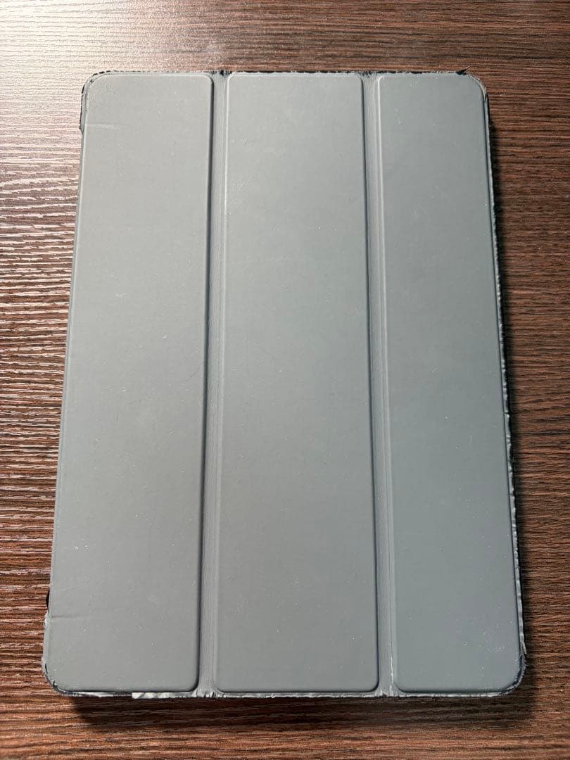 iPad 第9世代 64GB シルバー ケース付 動作良好