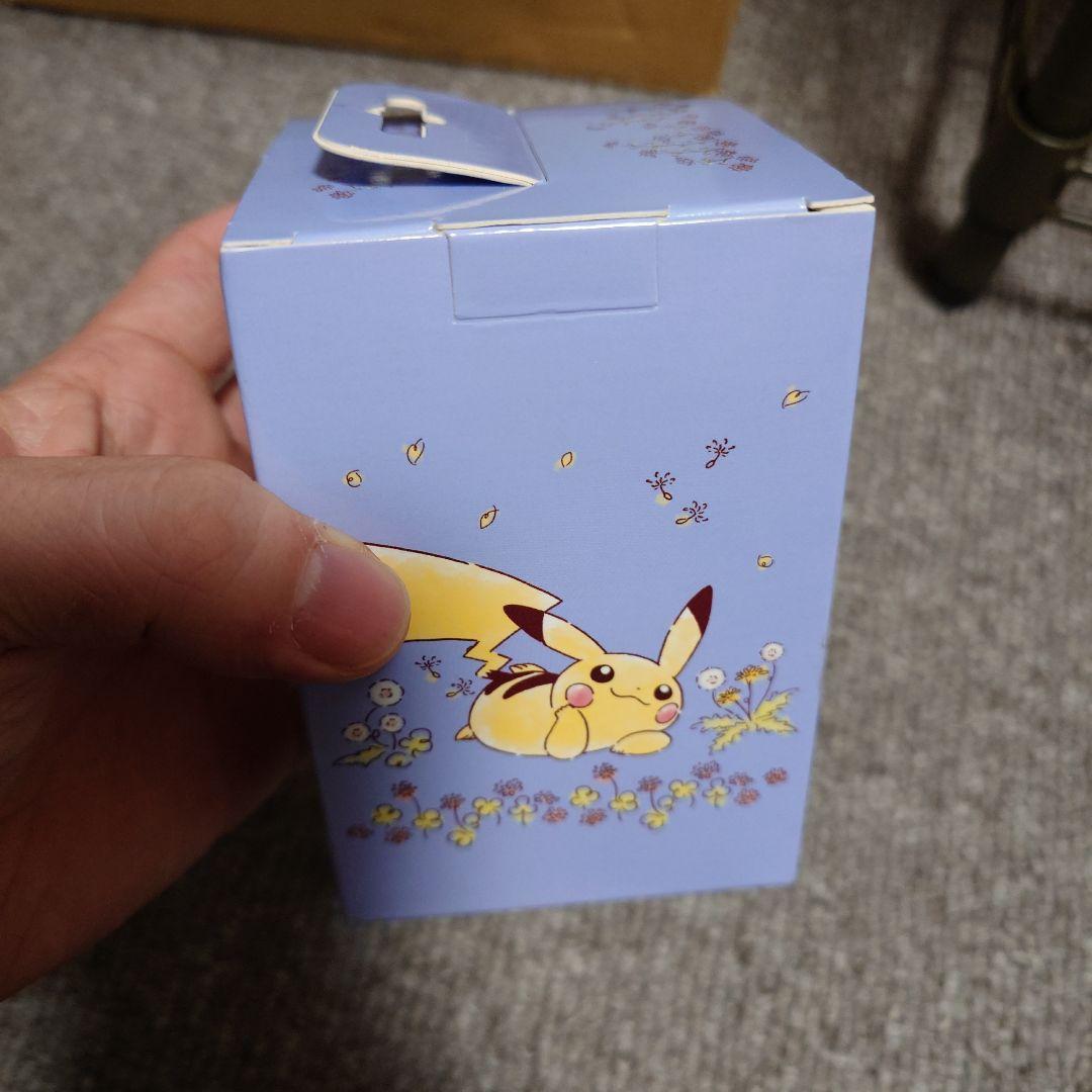 フリップデッキケース　ピカチュウ　未開封