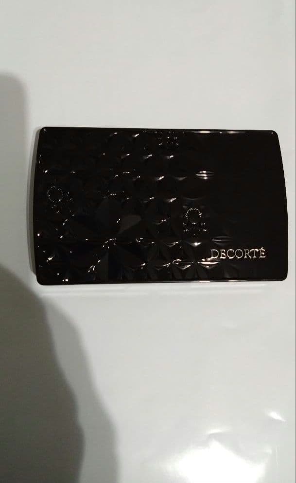DECORTE ZEN WEAR ゼンウェアパウダーファンデーション