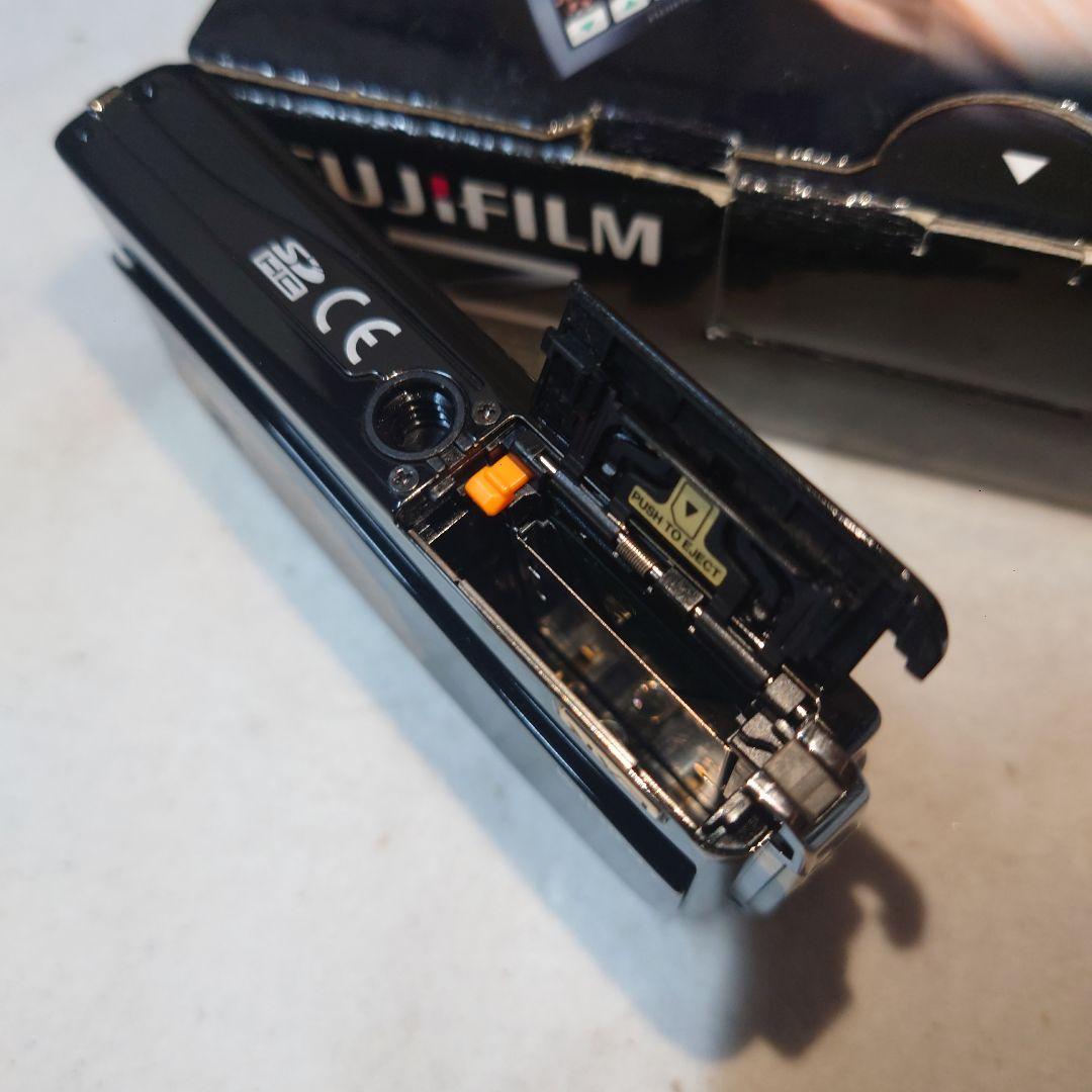 FUJIFILM FINEPIX Z700 ブラック