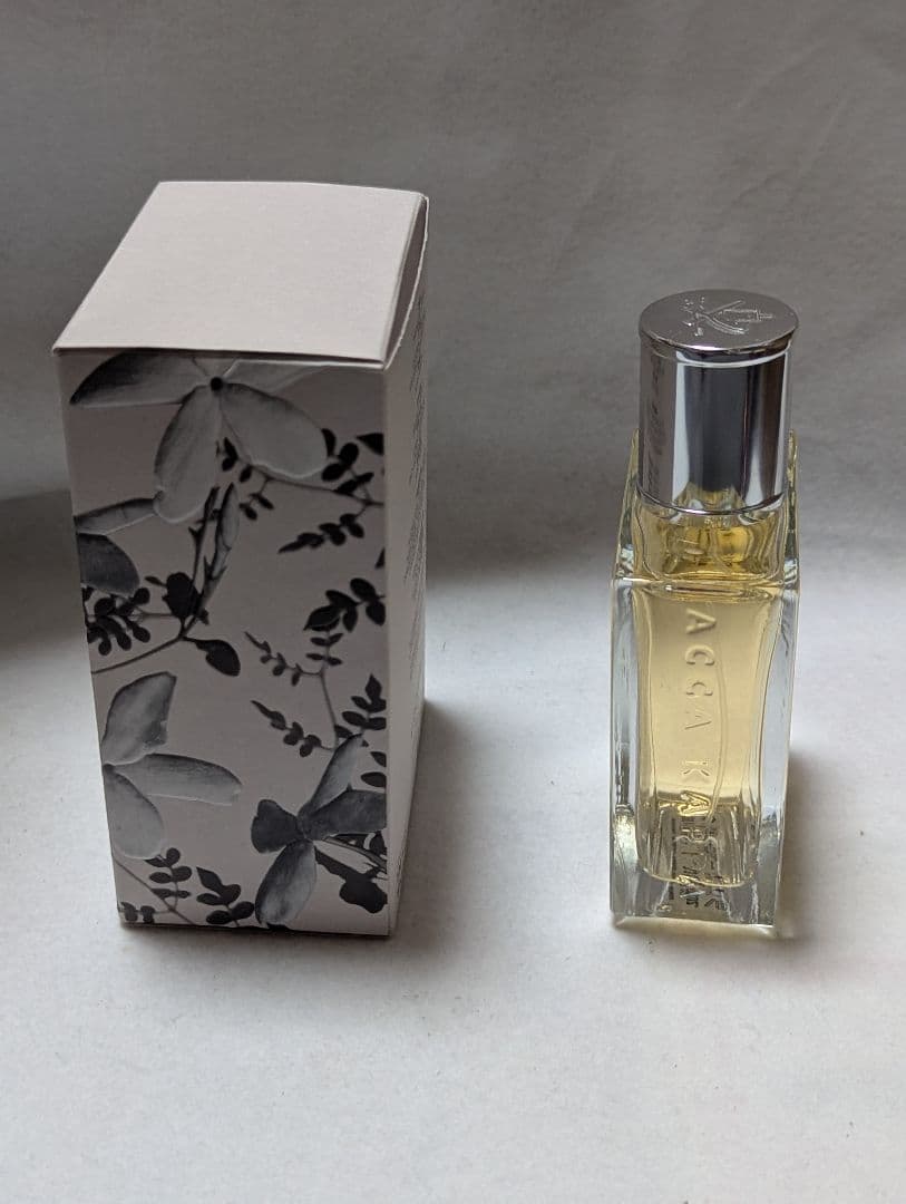 希少アッカカッパジャスミン＆ウォータリリィオードパルファム100ml
