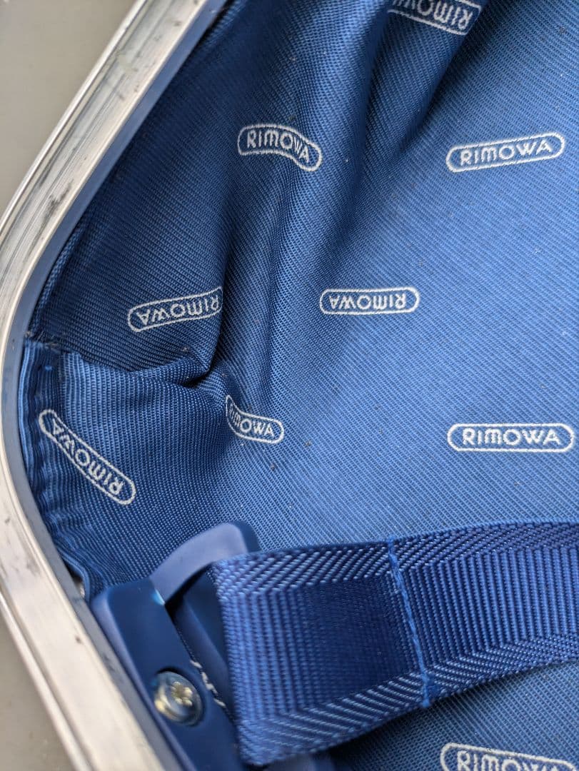RIMOWA リモワ　シルバーインテグラル　32L