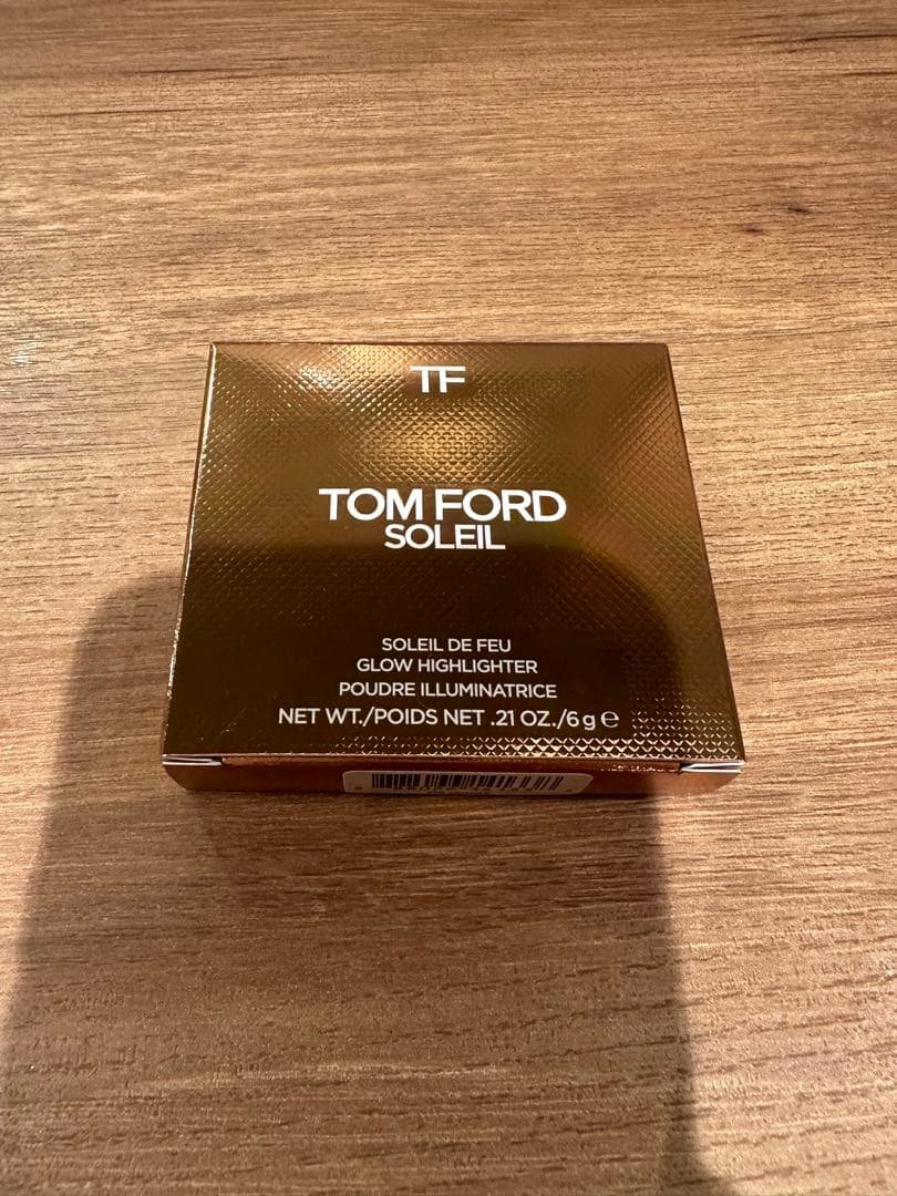 ソレイユドゥフハイライター　02オアシス　トムフォード　TOMFORD