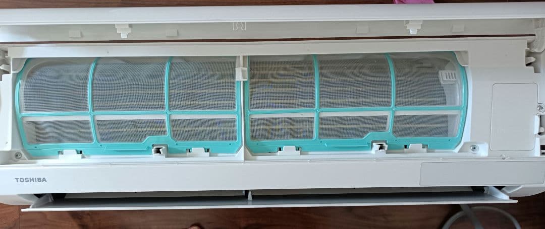 東芝エアコン（RAS-G221M）室内機と室外機