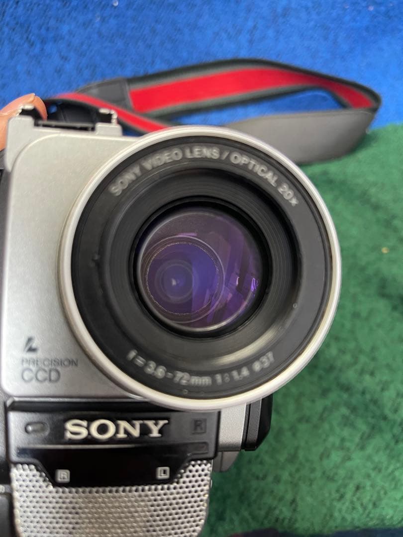 SONY DCR-TRV310 Digital8 ビデオカメラ 通電OK