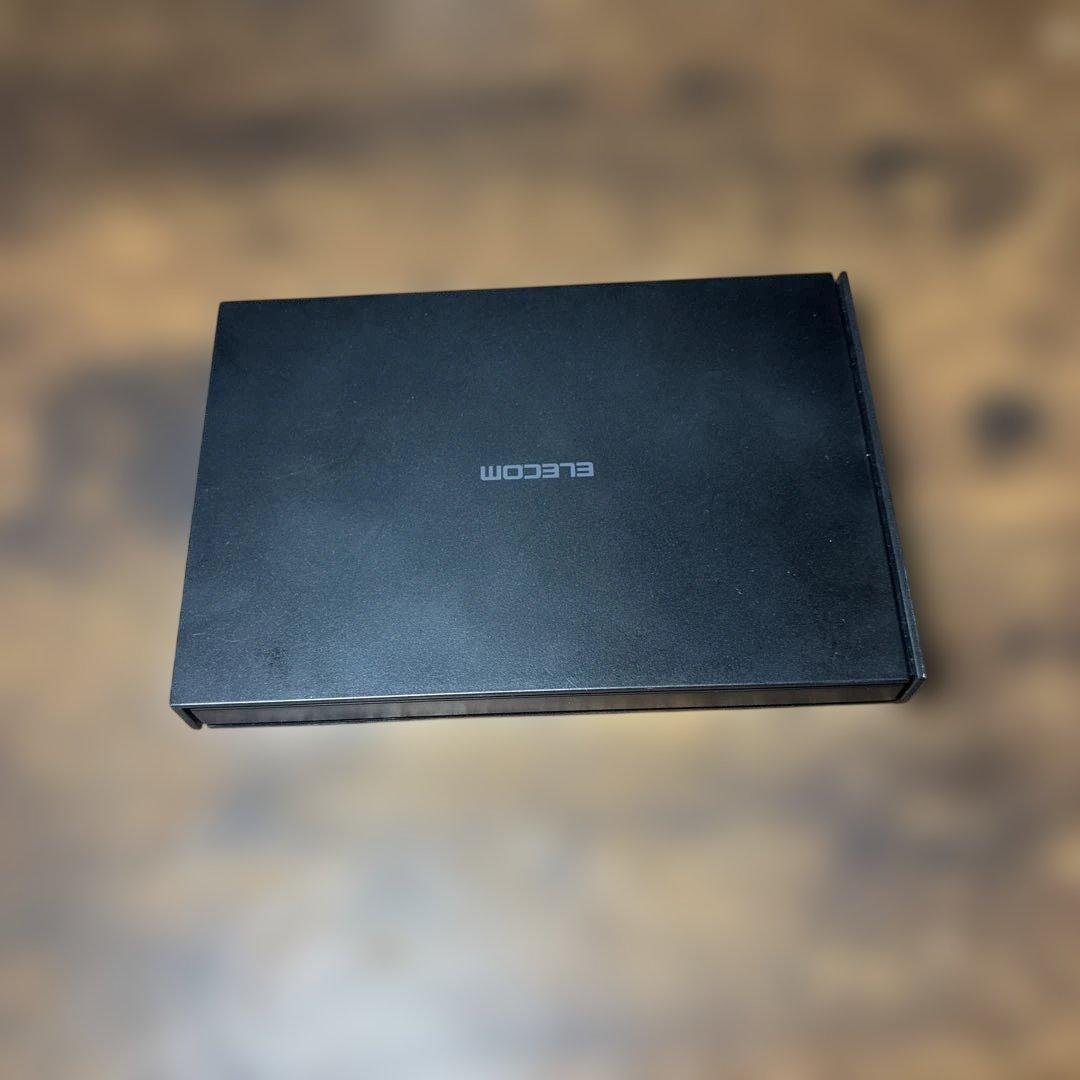 ELECOM 外付けSSD 1TB ESD-EJ1000GBKR ブラック　中古
