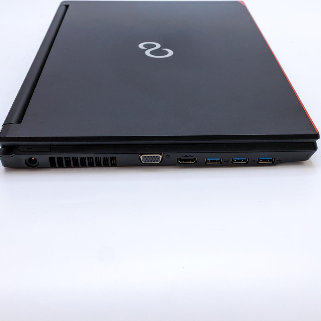 富士通　LIFEBOOK　A577/RX　i3第7世代　SSD256　(409)
